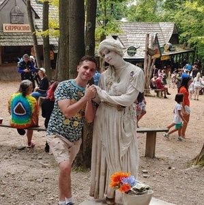 Meet your Posher, Anthony